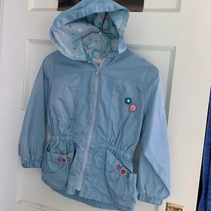 Izzi’s Kids light blue zip up windbreaker/rain jacket
